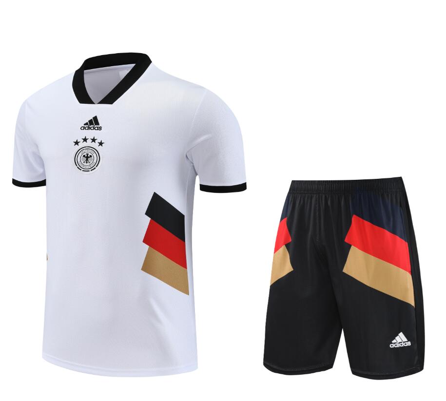 Camiseta Alemania Pre-Match 23/24 + Pantalones