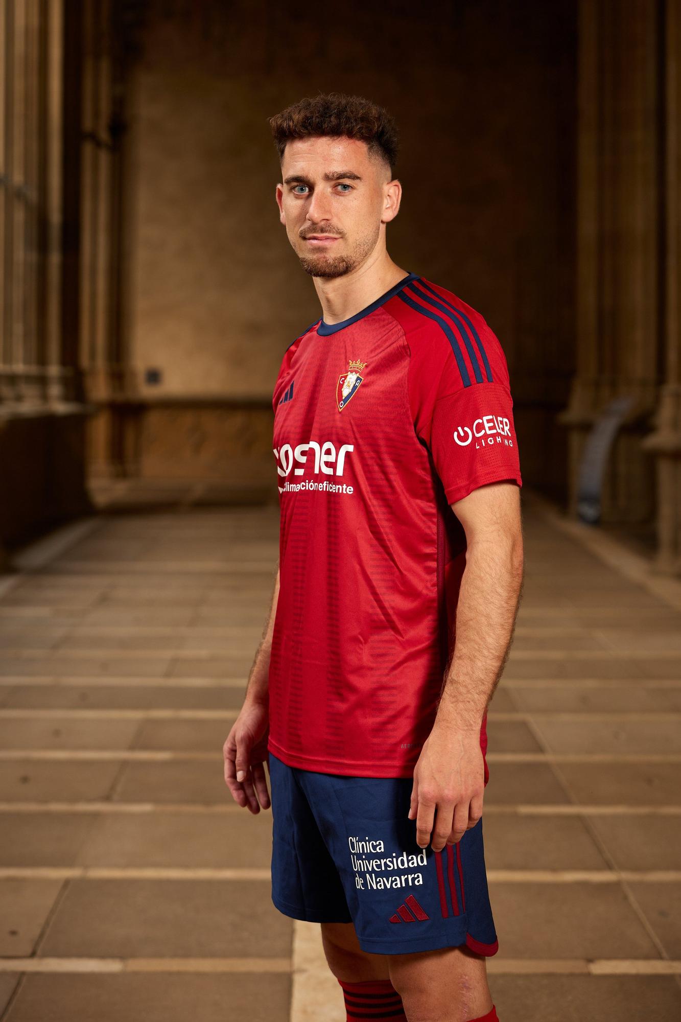 Camiseta Club Atletico Osasuna Primera Equipación 23/24