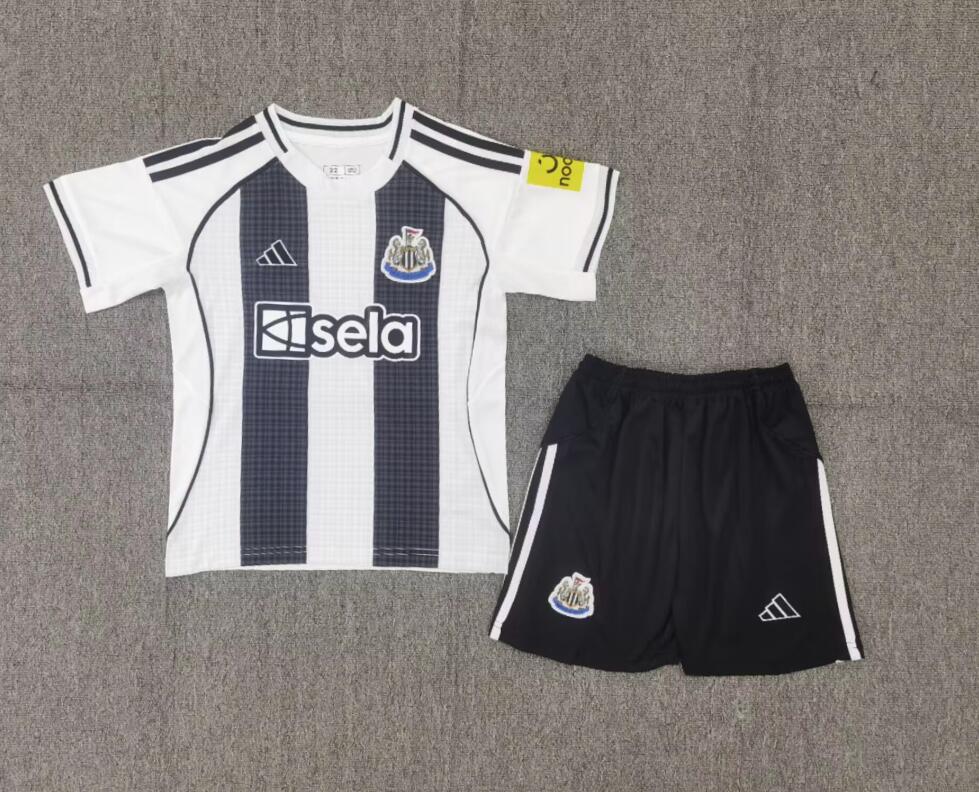 Camiseta Newcastle United Primera Equipación 25/26 Niño