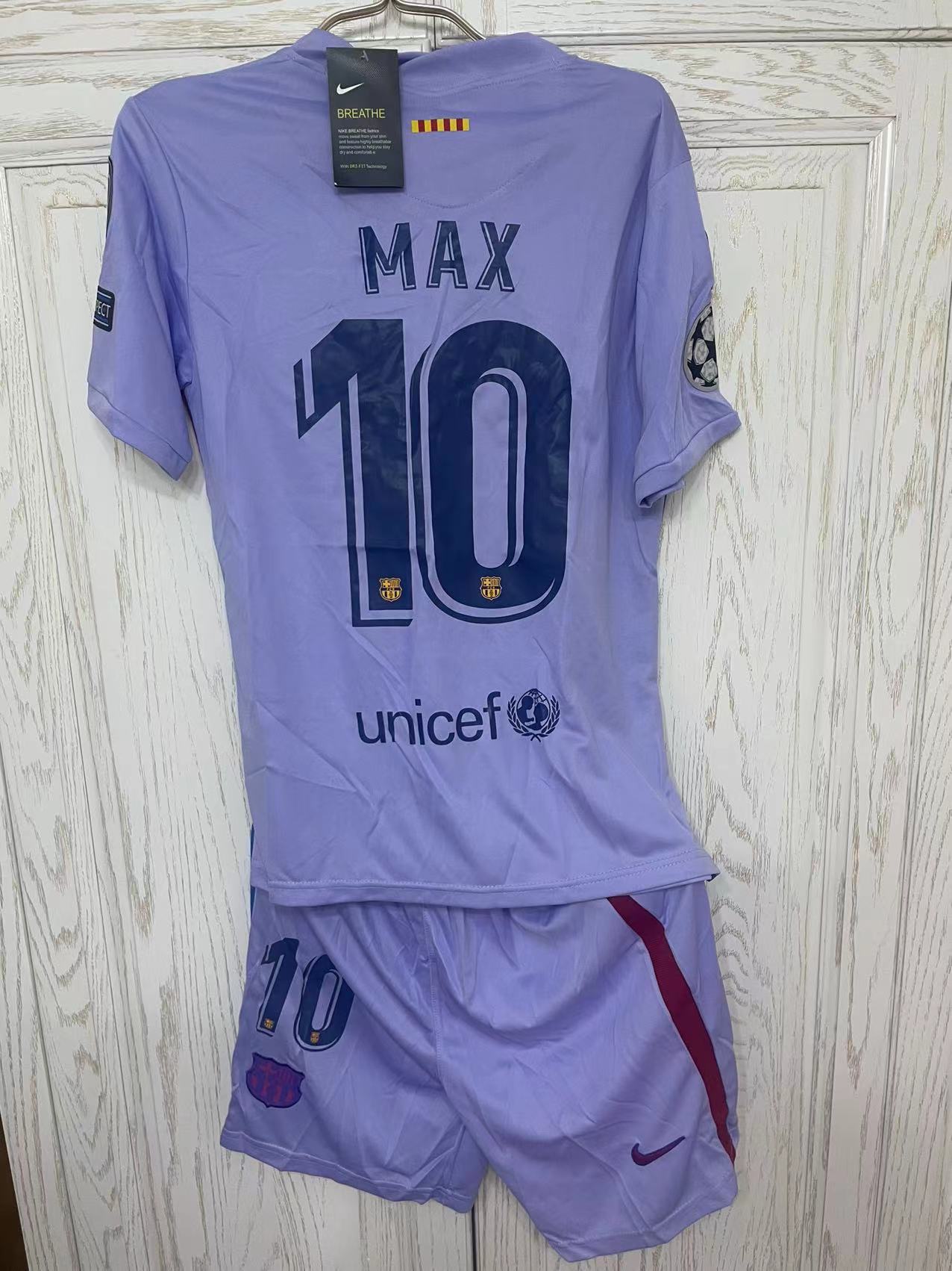 Camisetas De Fútbol Baratas KIT + Pantalone - Talla S - NO5040